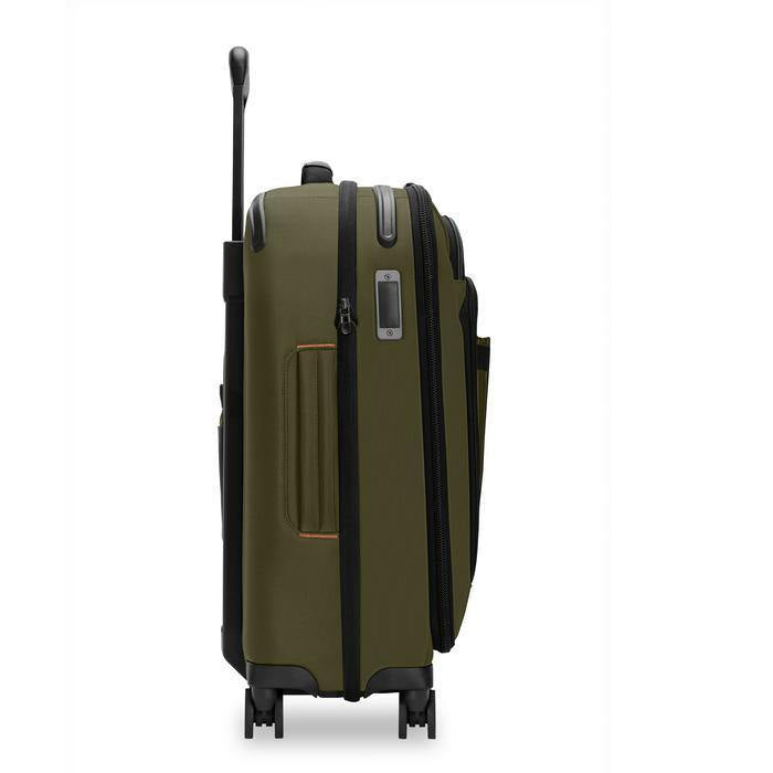 ZDX Essential 22" Carry-on Expandable Spinner