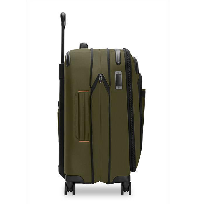 ZDX Essential 22" Carry-on Expandable Spinner
