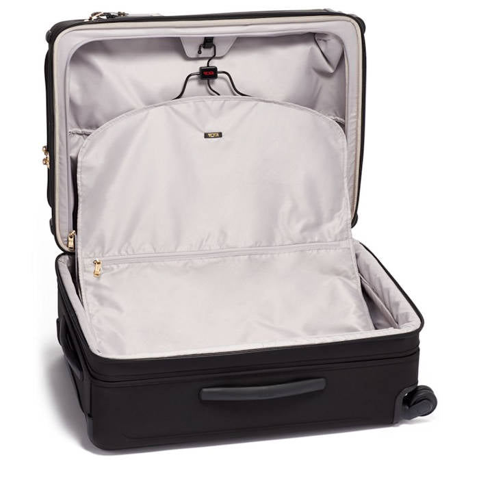 Short Trip Expandable 4 Wheeled Packing Case